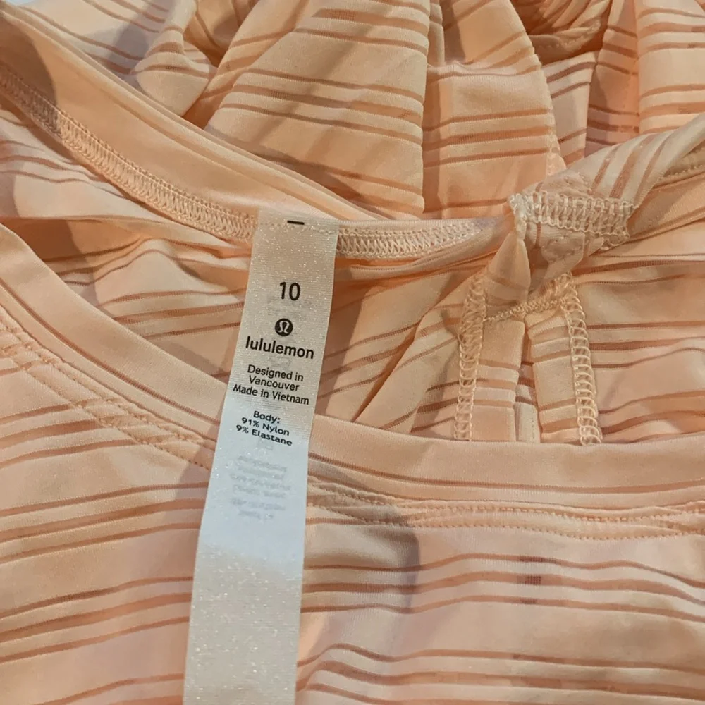 Lululemon Meet Halfway Tank *Striped NWT - Picture 5 of 6